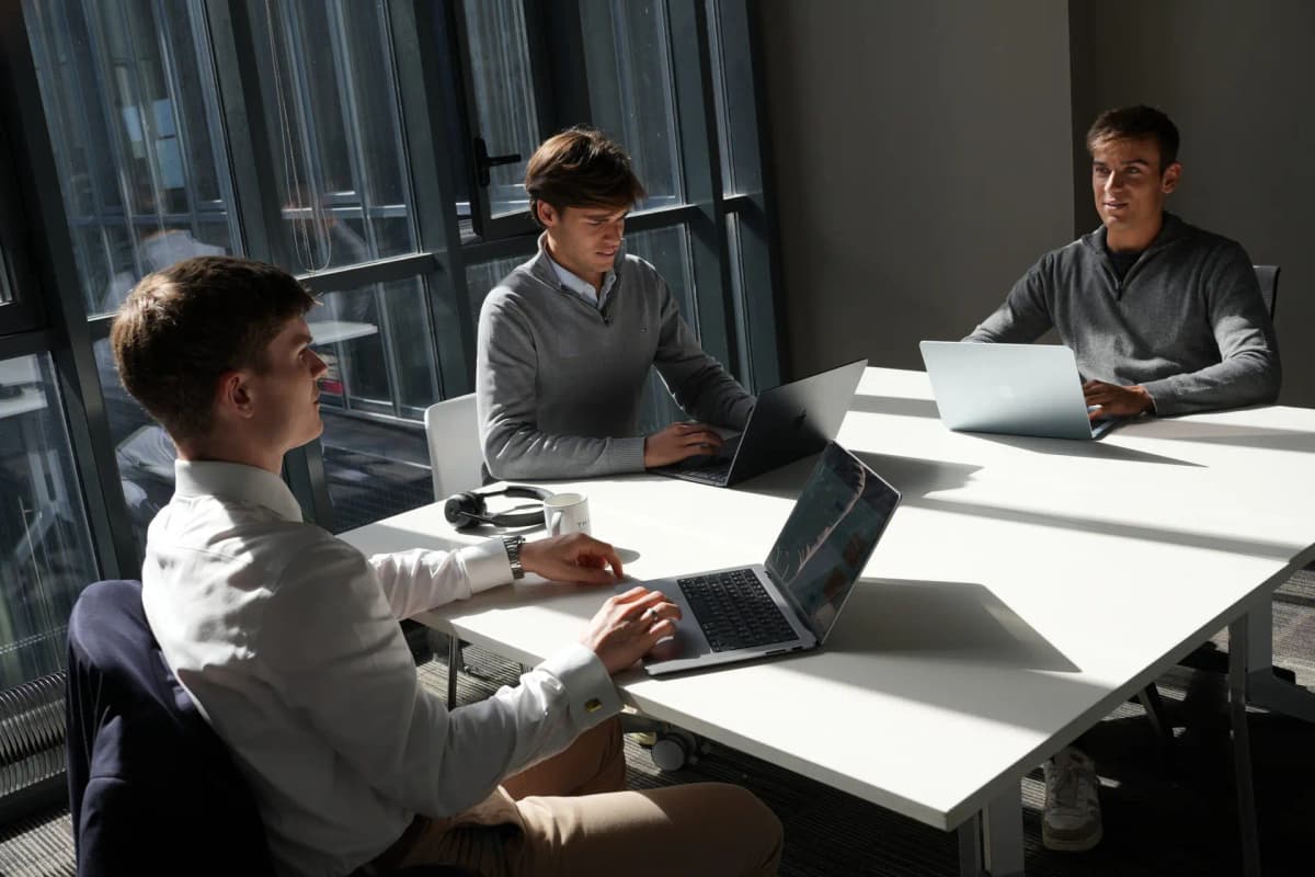 Équipe JUWA développant des solutions IA